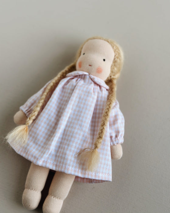 Mini Heirloom courage Doll • blond hair • Selma
