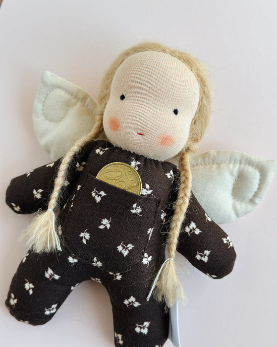 Tooth fairy Waldorf inspired mini doll • blond hair • white leaf