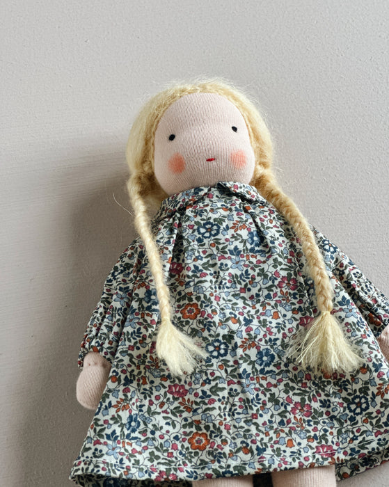 Mini Heirloom courage Doll • hay hair • Fiona